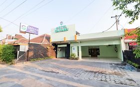 Hotel Safara